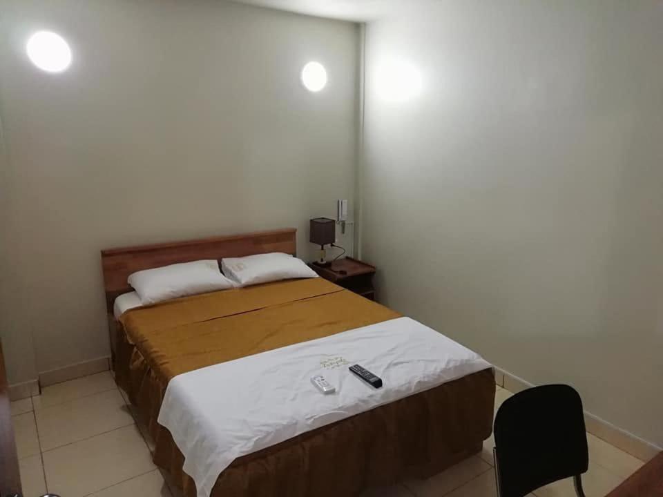 Tarapoto Hostal *** Hotel Iquitos Bagian luar foto